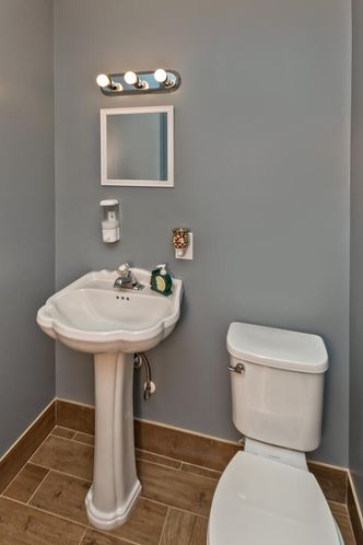 Moonlight Spa and Retreat: 129 Moonlight Dr, Sylva, NC 28779